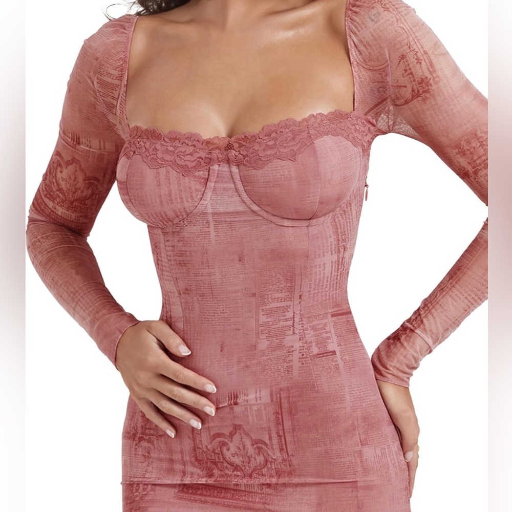 Elegant Pink Long-Sleeve Dress - Picture 4 of 9